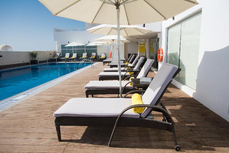 Centara Muscat Hotel Oman - Havuz