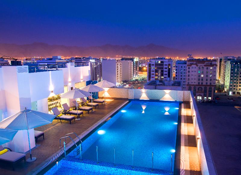 Centara Muscat Hotel Oman - Havuz