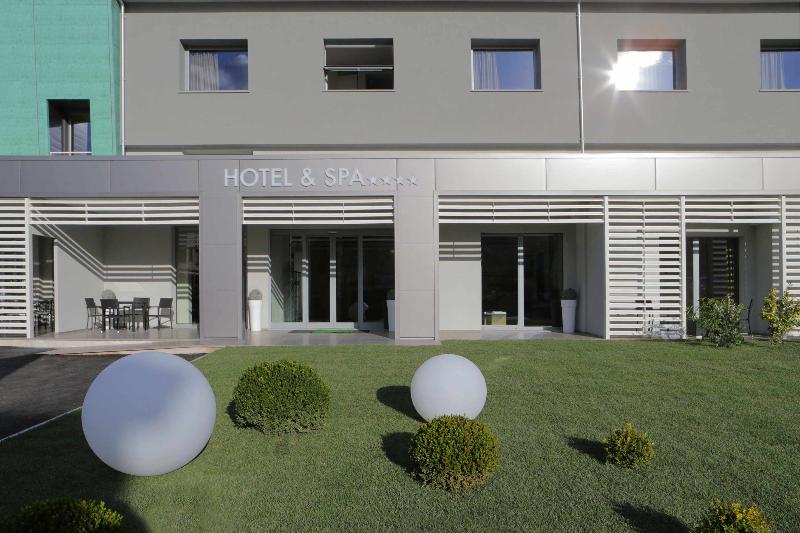 Boutique Hotel Bramante & Spa - Genel