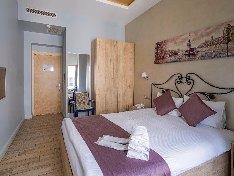 Ragip Pasha Apartments - Oda