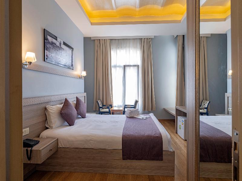 Ragip Pasha Apartments - Oda