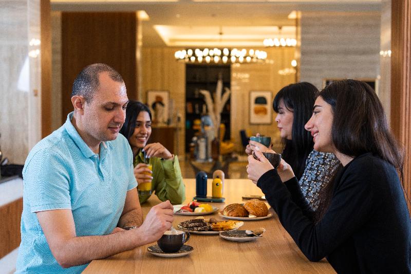 voco® Doha West Bay Suites - Restoran