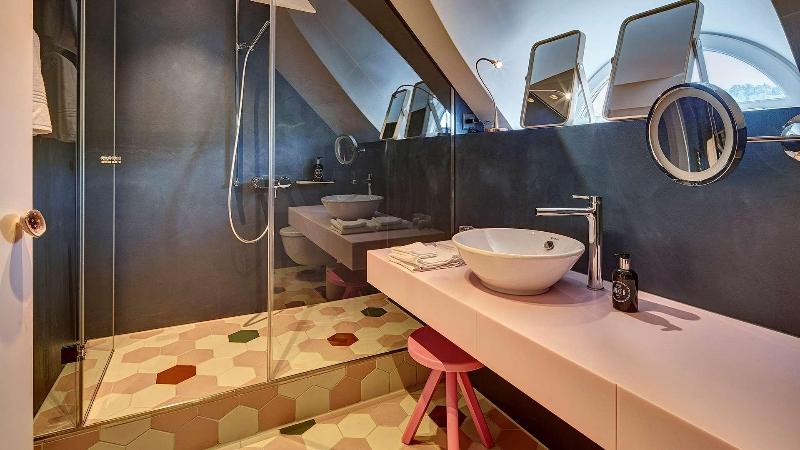 Hotel Restaurant Anker Luzern - Oda