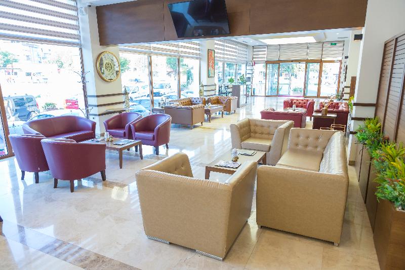 Grand Itimat Hotel - Lobi