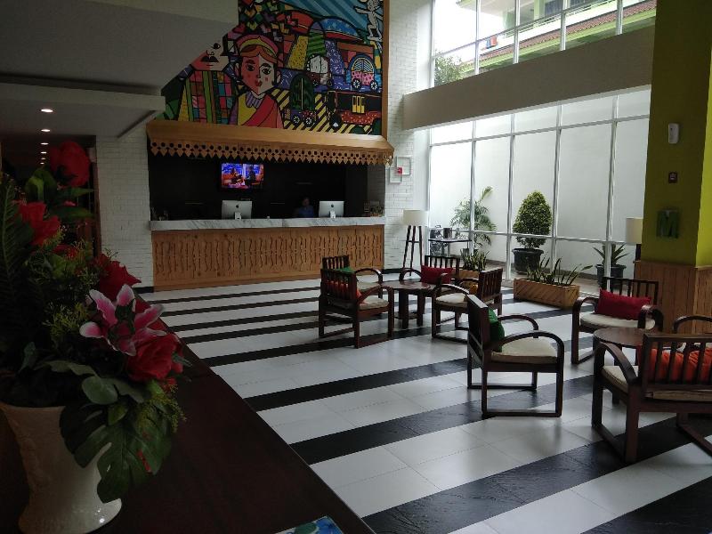 MaxOneHotels.com @ Kramat - Lobi