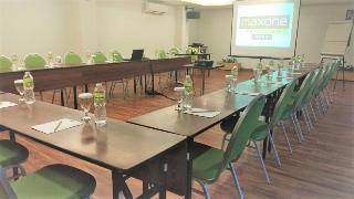 MaxOneHotels.com @ Kramat fotoÄŸrafÄ±