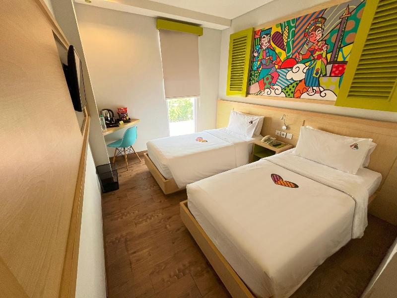 MaxOneHotels.com @ Kramat - Oda