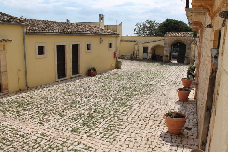 Villa Teresa - Genel