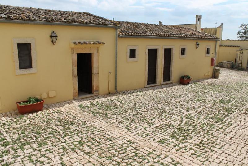 Villa Teresa - Genel