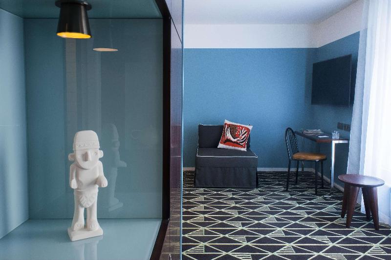 Eiffel Blomet Hotel - Oda