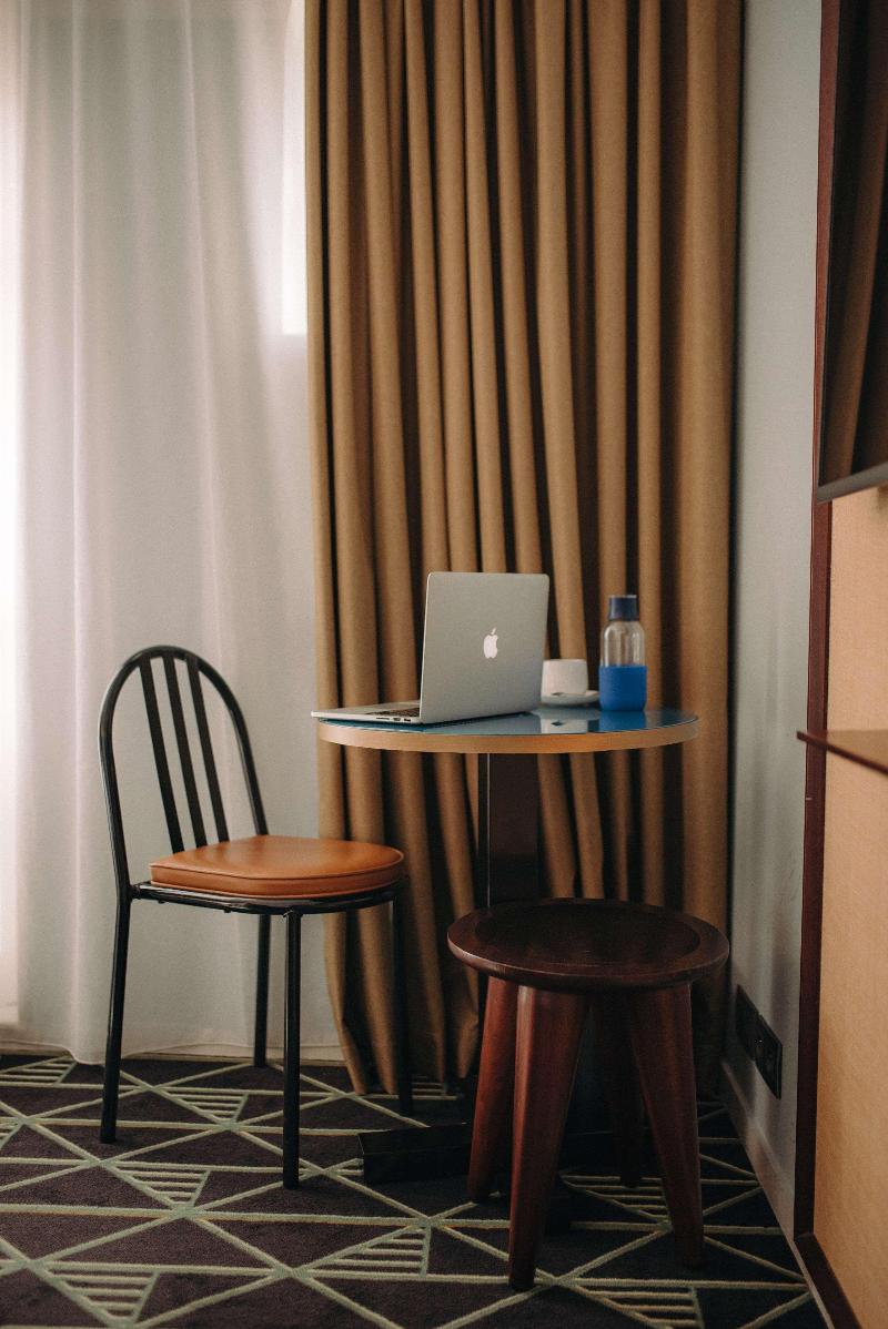 Eiffel Blomet Hotel - Oda