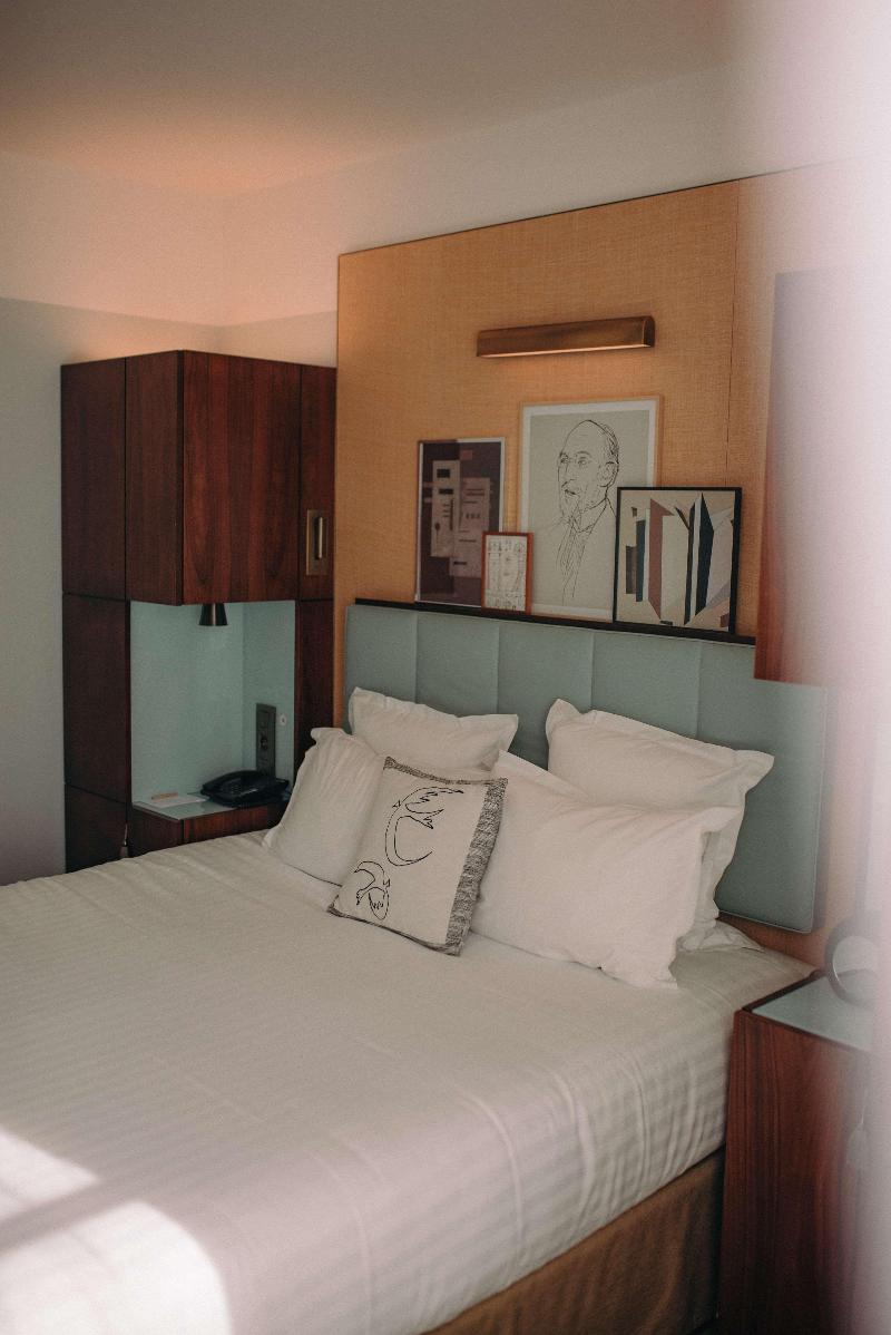 Eiffel Blomet Hotel - Oda
