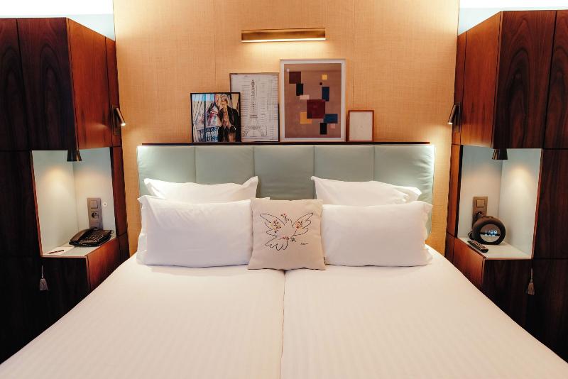 Eiffel Blomet Hotel - Oda