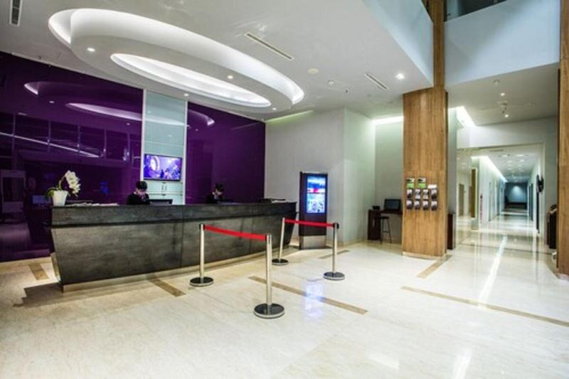 Bigland Hotel & Convention Sentul - Lobi