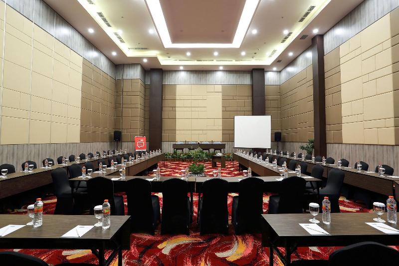 Bigland Hotel & Convention Sentul - Toplantı
