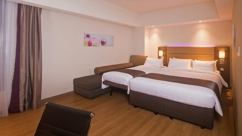 Bigland Hotel & Convention Sentul - Oda