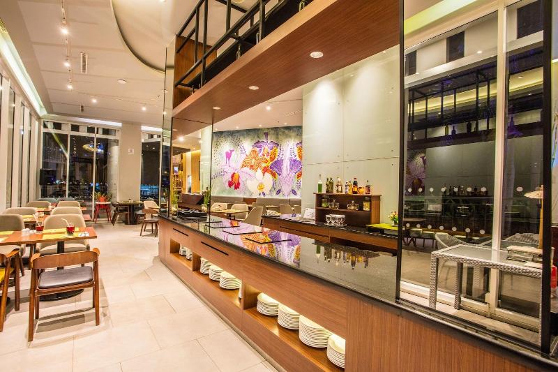 Bigland Hotel & Convention Sentul - Restoran