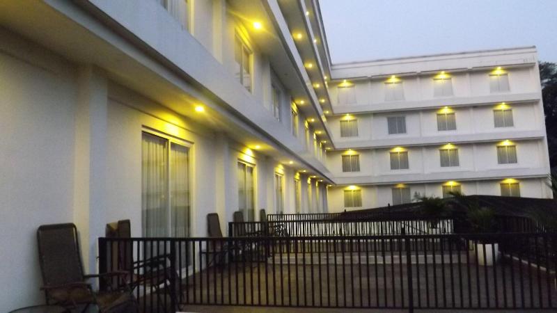 Royal Hotel Bogor - Teras