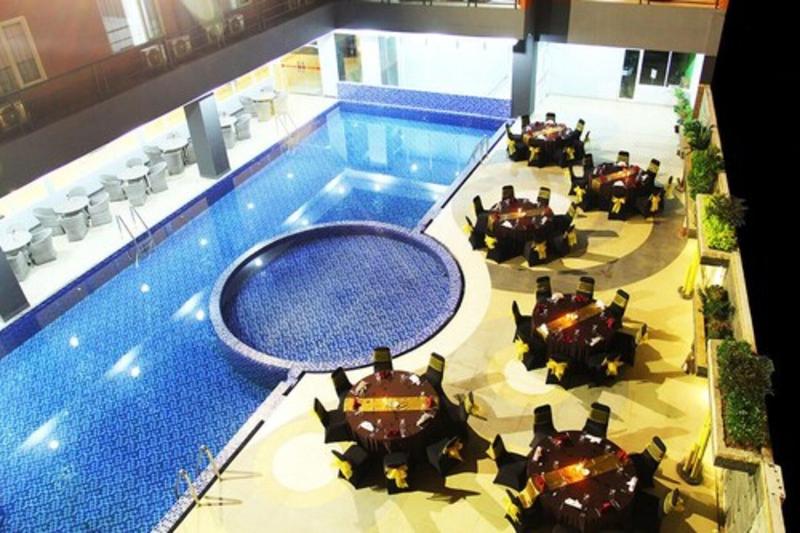 Merapi Merbabu Hotel Bekasi - Havuz