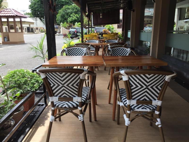 Golden Tulip Essential Belitung - Restoran