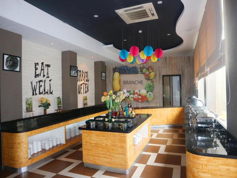 Golden Tulip Essential Belitung - Restoran