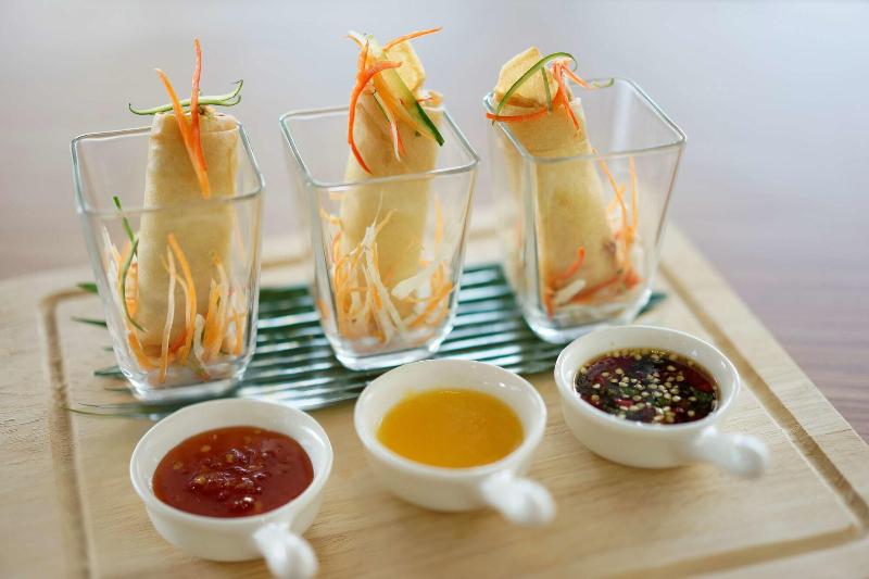 Golden Tulip Essential Belitung - Restoran