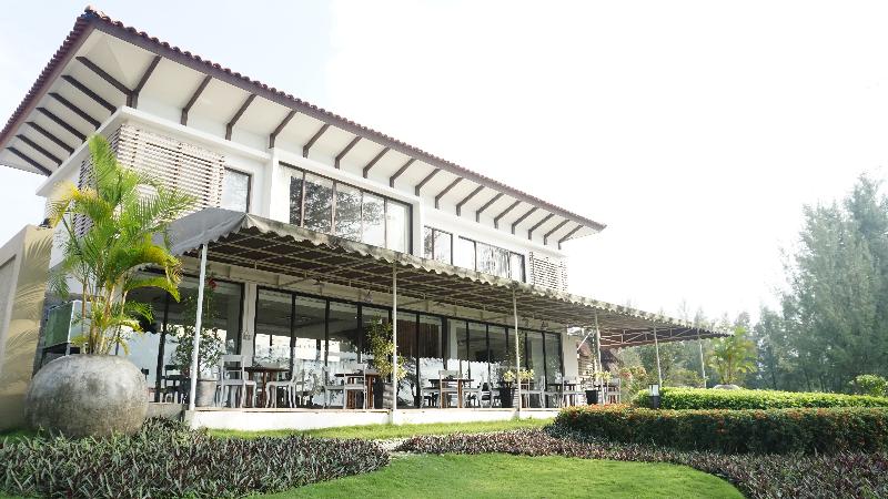 Pantai Indah Lagoi Bintan - Restoran
