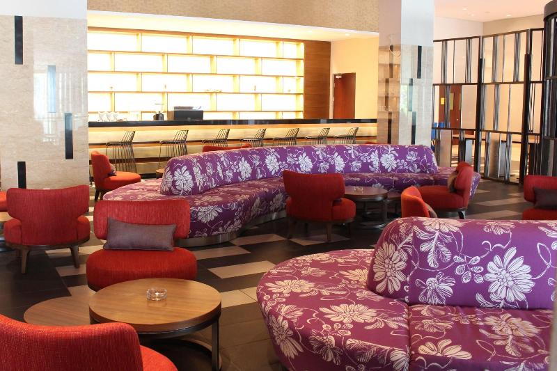 The Luxton Cirebon - Lobi