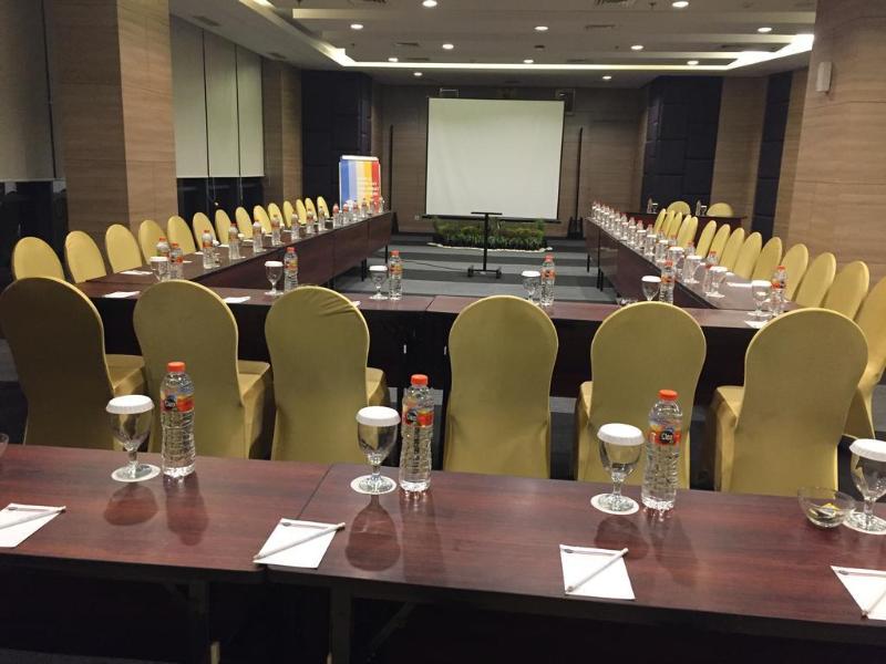Vasaka Hotel Jakarta - Genel