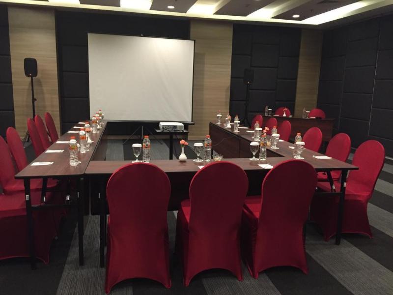 Vasaka Hotel Jakarta - Genel