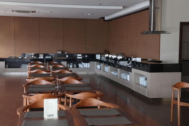 Hotel 88 Tendean - Restoran