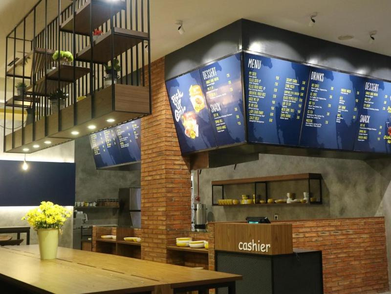 Yello Hotel Manggarai - Restoran