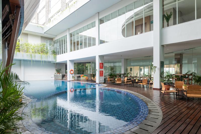 Antero Hotel Jababeka - Havuz