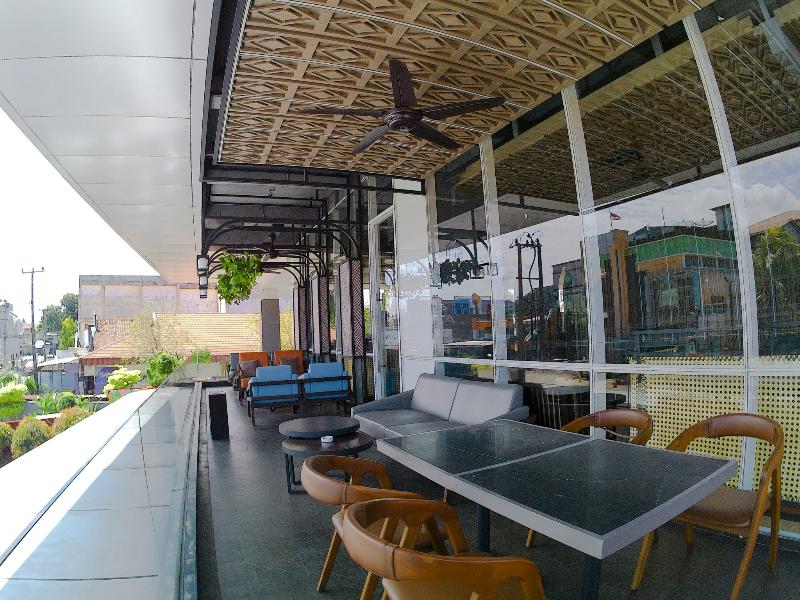 Luminor Hotel Jambi - Restoran