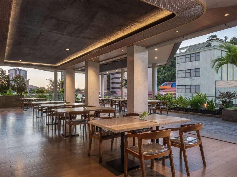 Mercure Jayapura - Bar