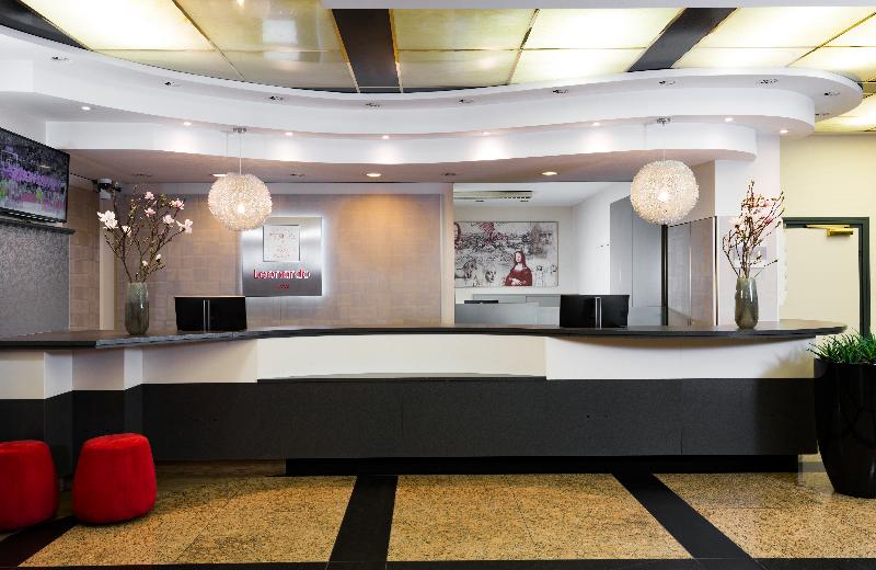 Leonardo Hotel Munich Arabellapark - Lobi
