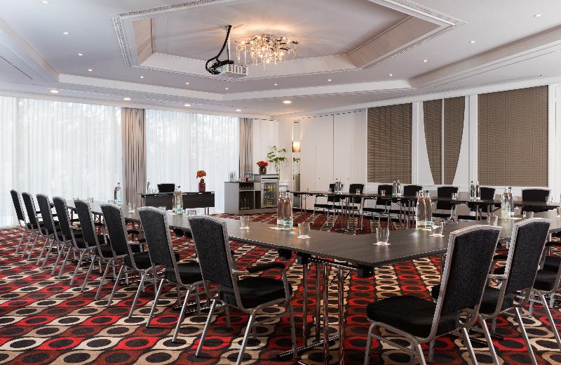 Leonardo Hotel Munich Arabellapark - Toplantı