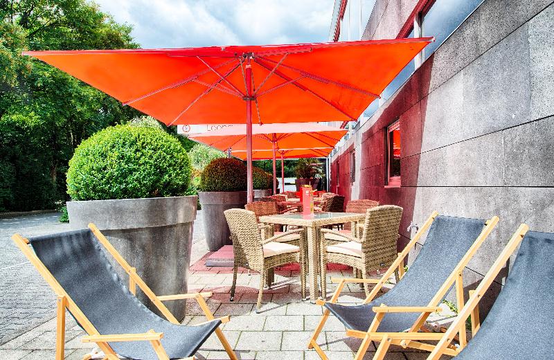 Leonardo Hotel Munich Arabellapark - Teras