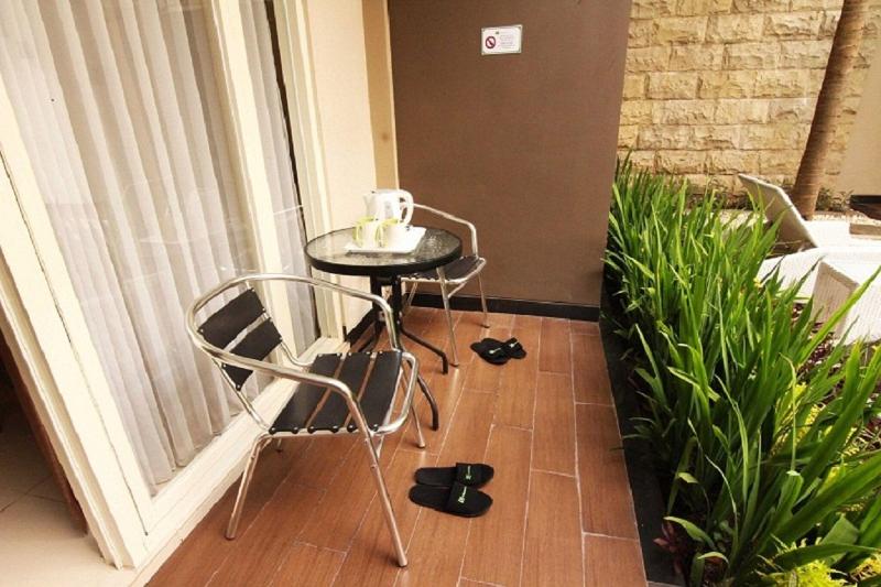 Cozy Stay Hotel Simpang Enam - Teras