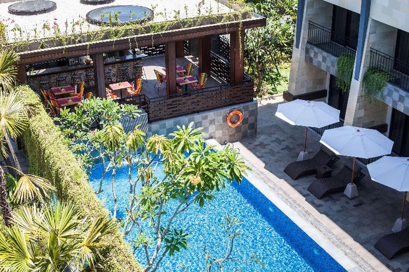 Solia Legian Bali - Havuz