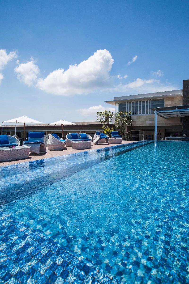 Solia Legian Bali - Havuz
