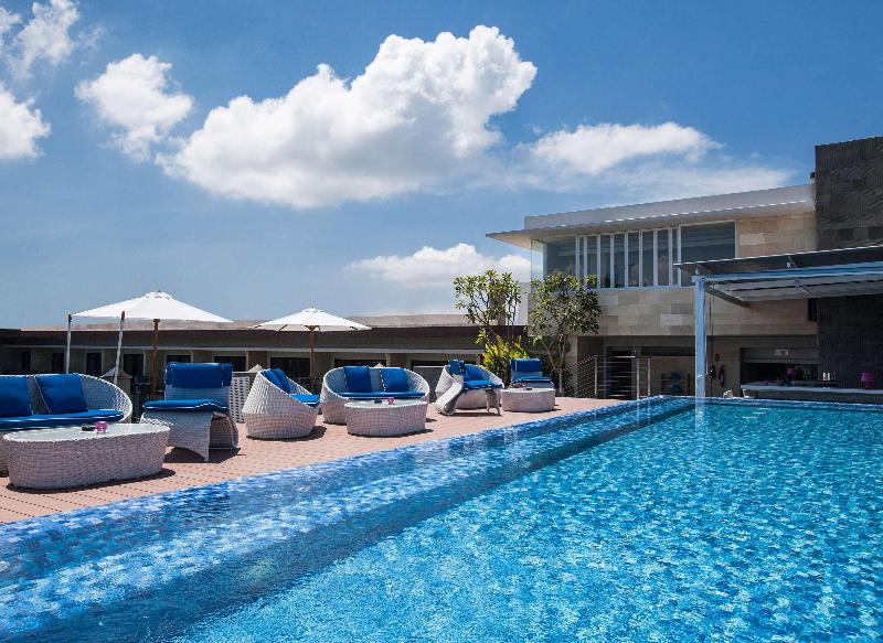 Solia Legian Bali - Havuz