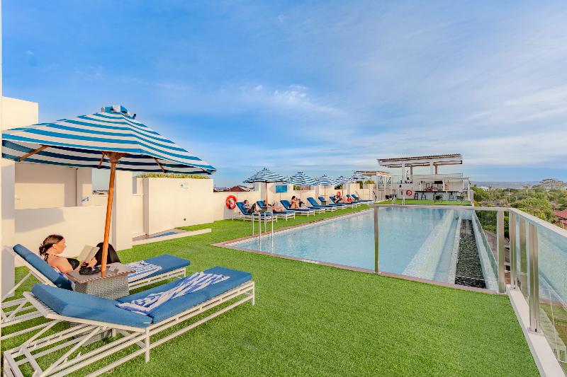 Holiday Inn Express Baruna Bali - Havuz