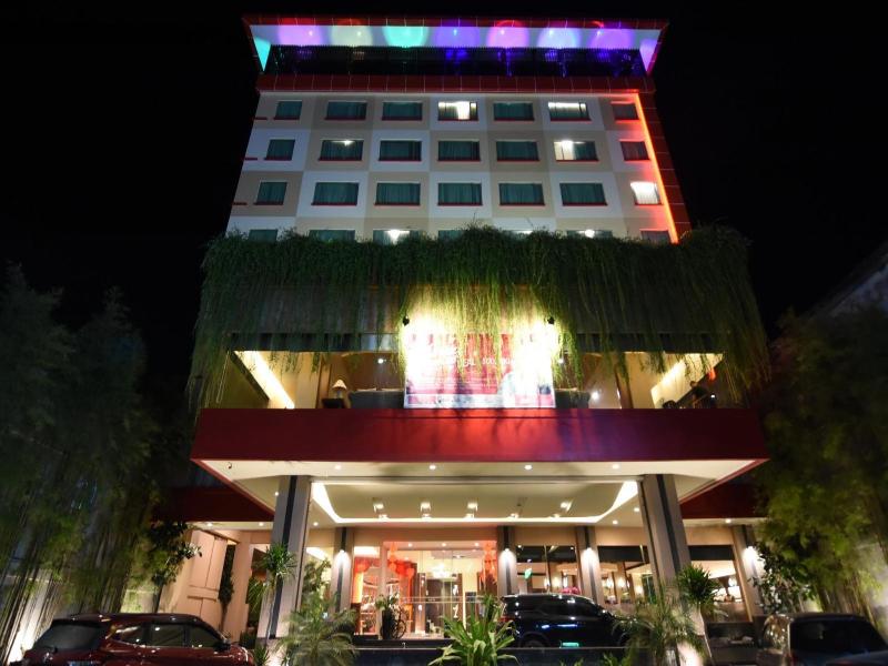 Grand Zuri Dumai - Lobi