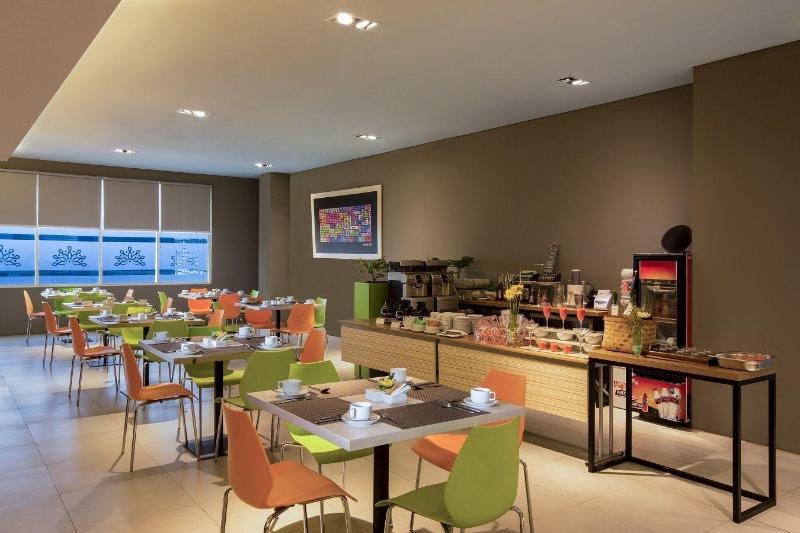 KHAS Gresik Hotel - Restoran