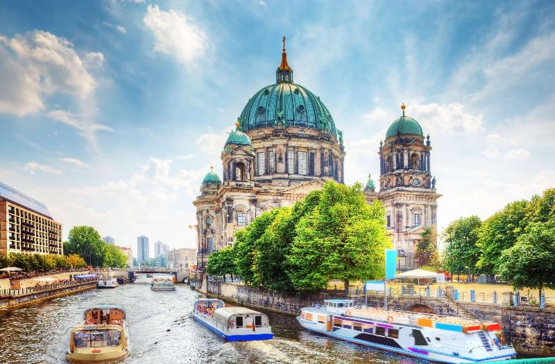 Radisson Collection Hotel, Berlin - Genel