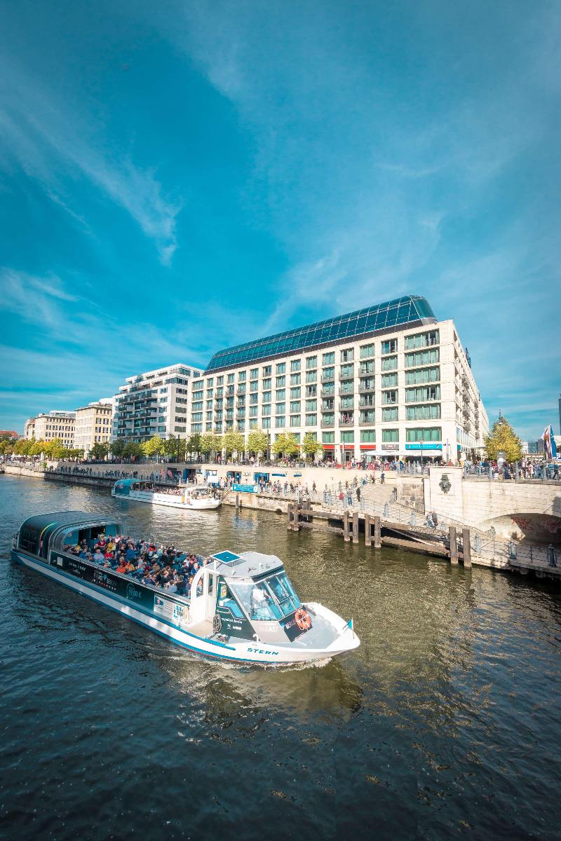 Radisson Collection Hotel, Berlin - Genel