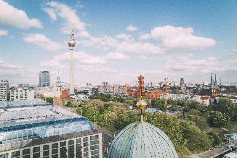 Radisson Collection Hotel, Berlin - Genel