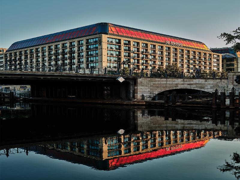 Radisson Collection Hotel, Berlin - Genel