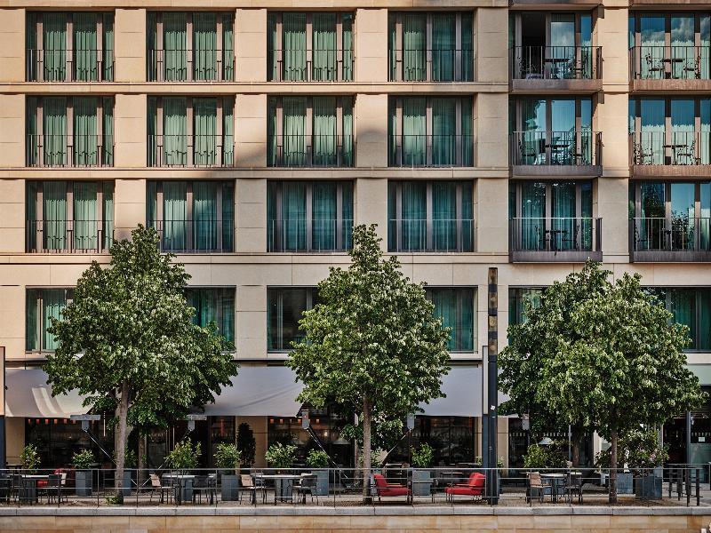 Radisson Collection Hotel, Berlin - Restoran